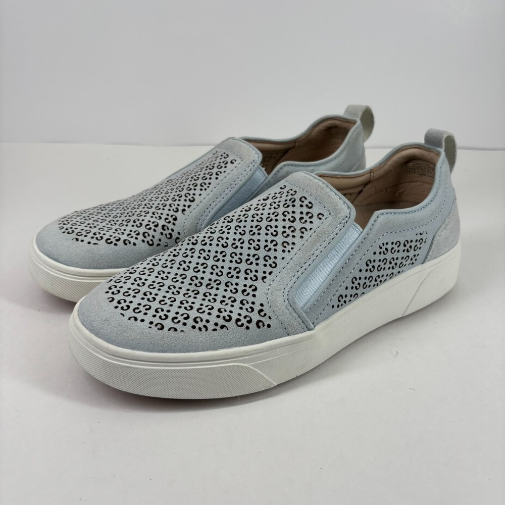 Vionic Kimmie Perf Women's US 6.5 Ballad Blue Suede Casual Slip-On Sneakers Shoe